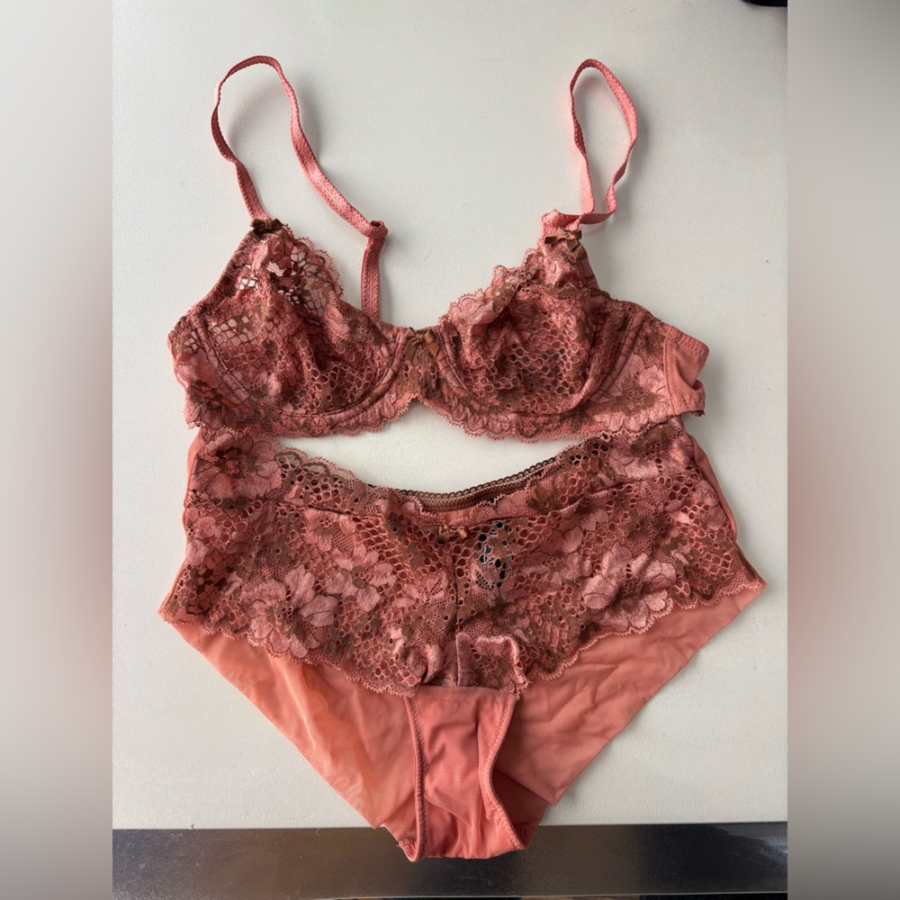 AdoreMe Unlined Lace Set Rust 34A bra, Medium panties Valentine’s Day Lingerie